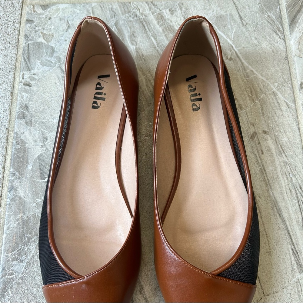 Vaila Linda Flats in Brown, Size 11 - Picture 6 of 12